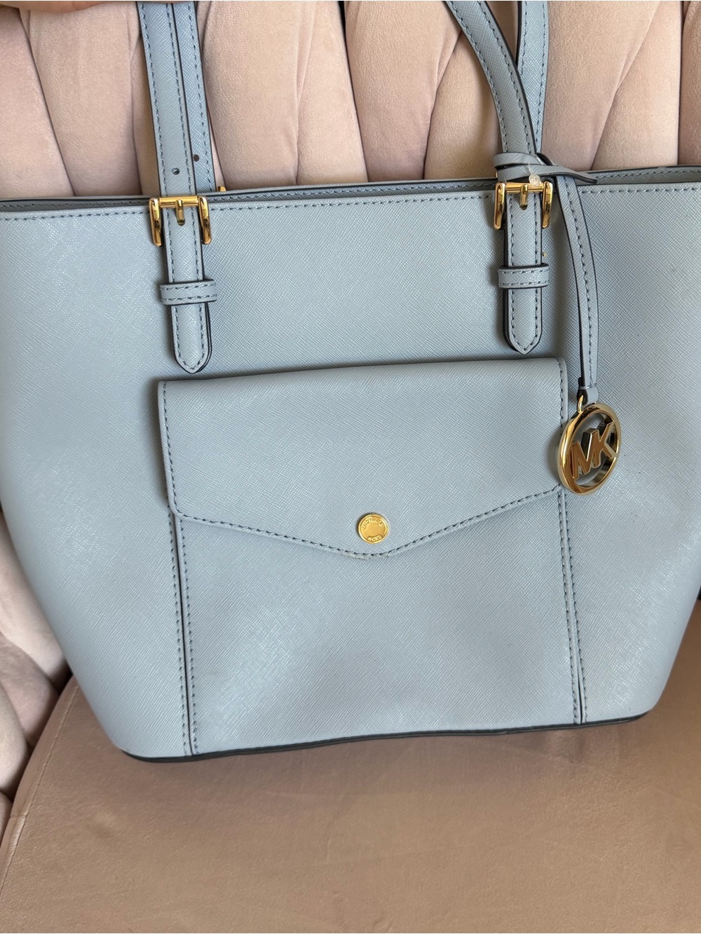 ⭐️FREE SHIPPING⭐️MICHAEL KORS JET SET MEDIUM POCKET TOTE IN PALE BLUE
